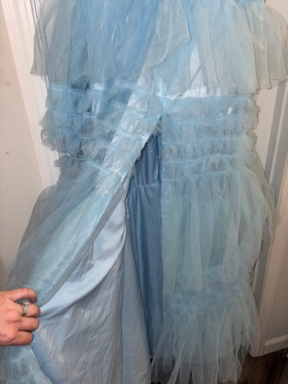 LULU’S Elegant Light Blue Tiered Tulle Evening Dress NWT - Picture 5 of 8